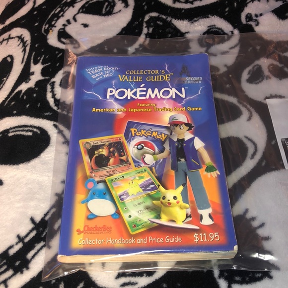 POKÉMON COLLECTORS VALUE PRICE GUIDE BOOK